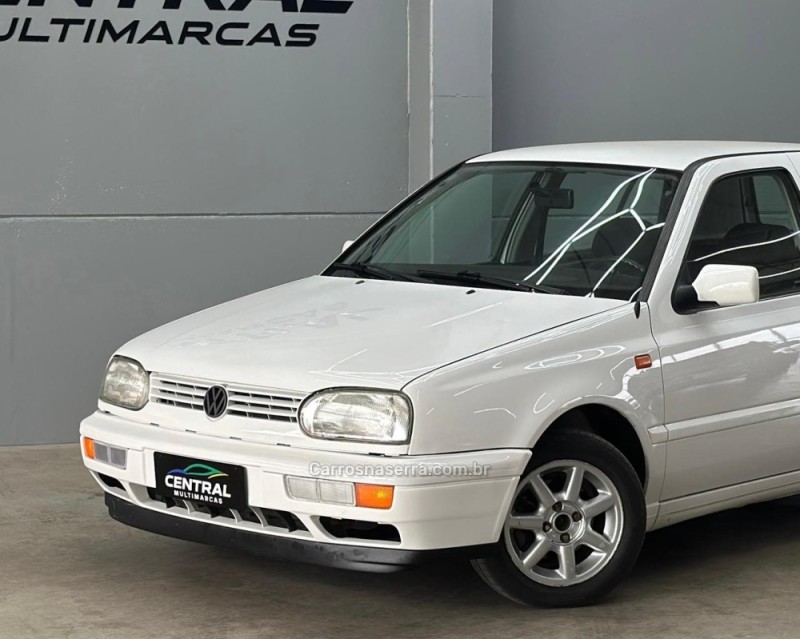 GOLF 1.8 MI GL 8V GASOLINA 4P MANUAL - 1995 - VACARIA