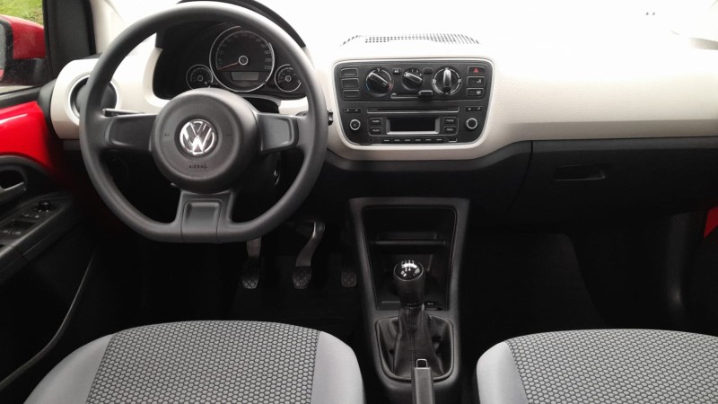 UP 1.0 TSI MOVE UP 12V FLEX 4P MANUAL - 2017 - FARROUPILHA