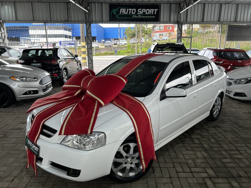 ASTRA 2.0 MPFI ADVANTAGE PLUS 8V FLEX 4P MANUAL - 2011 - CAXIAS DO SUL