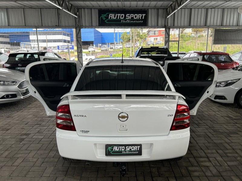 ASTRA 2.0 MPFI ADVANTAGE PLUS 8V FLEX 4P MANUAL - 2011 - CAXIAS DO SUL