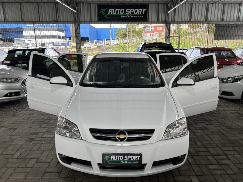ASTRA 2.0 MPFI ADVANTAGE PLUS 8V FLEX 4P MANUAL - 2011 - CAXIAS DO SUL