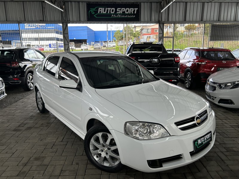 ASTRA 2.0 MPFI ADVANTAGE PLUS 8V FLEX 4P MANUAL - 2011 - CAXIAS DO SUL