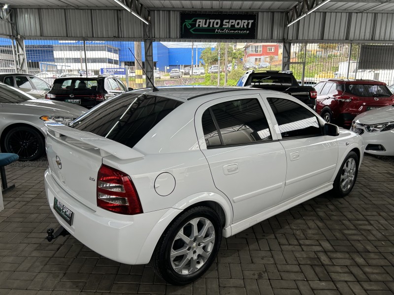 ASTRA 2.0 MPFI ADVANTAGE PLUS 8V FLEX 4P MANUAL - 2011 - CAXIAS DO SUL