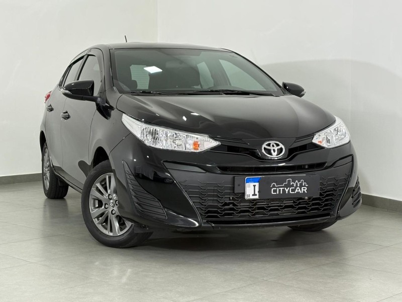 YARIS 1.5 XL PLUS CONNECT 16V FLEX 4P AUTOMÁTICO