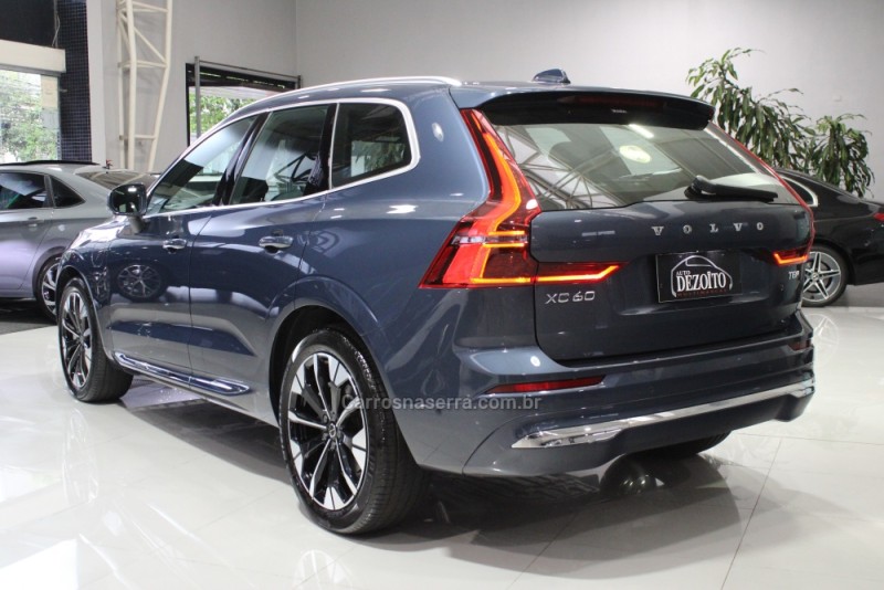 XC60 2.0 T8 ULTRA AWD HÍBRIDO 4P AUTOMÁTICO - 2026 - CAXIAS DO SUL