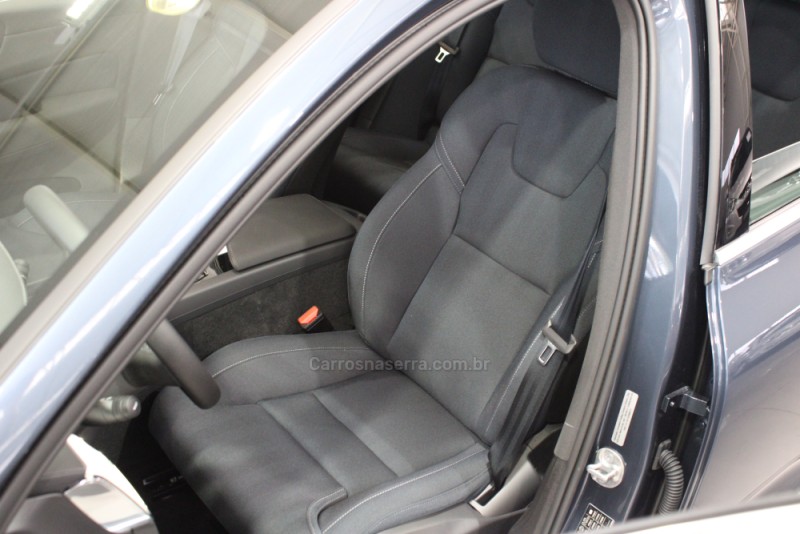 XC60 2.0 T8 ULTRA AWD HÍBRIDO 4P AUTOMÁTICO - 2026 - CAXIAS DO SUL