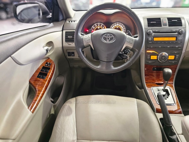 COROLLA 2.0 ALTIS 16V FLEX 4P AUTOMÁTICO - 2011 - SAPUCAIA DO SUL