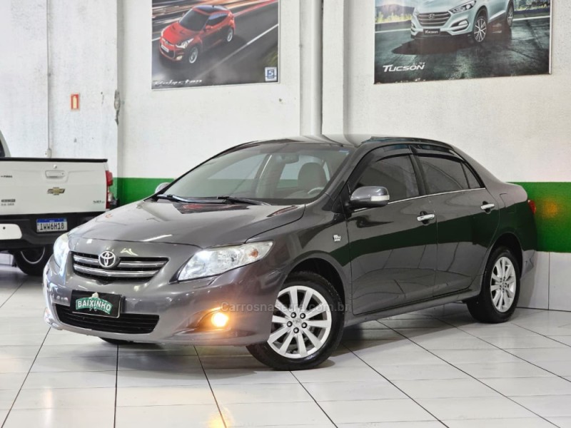 COROLLA 2.0 ALTIS 16V FLEX 4P AUTOMÁTICO