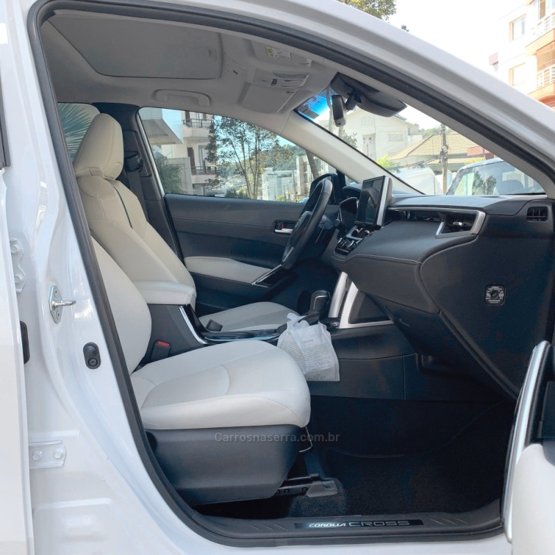 COROLLA 2.0 CROSS XRX 16V FLEX 4P AUTOMÁTICO - 2025 - FLORES DA CUNHA
