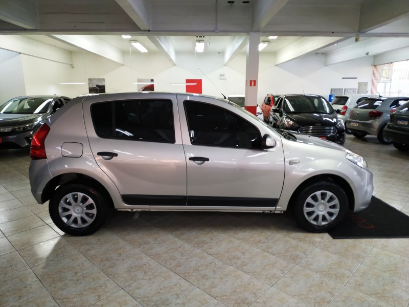 SANDERO 1.0 EXPRESSION 16V FLEX 4P MANUAL - 2013 - CAXIAS DO SUL