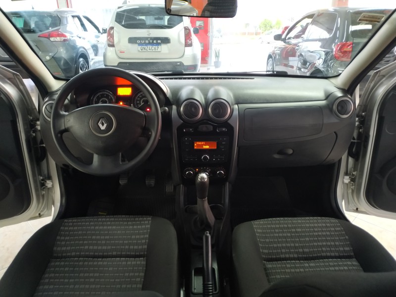 SANDERO 1.0 EXPRESSION 16V FLEX 4P MANUAL - 2013 - CAXIAS DO SUL