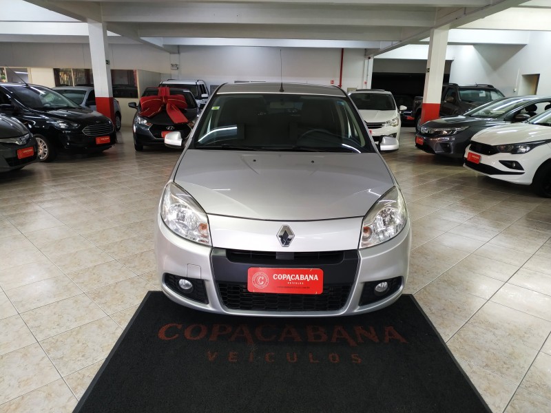 SANDERO 1.0 EXPRESSION 16V FLEX 4P MANUAL - 2013 - CAXIAS DO SUL