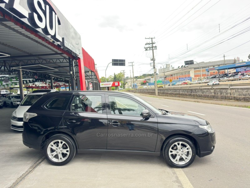 OUTLANDER 2.0 16V GASOLINA 4P AUTOMÁTICO - 2014 - CAXIAS DO SUL