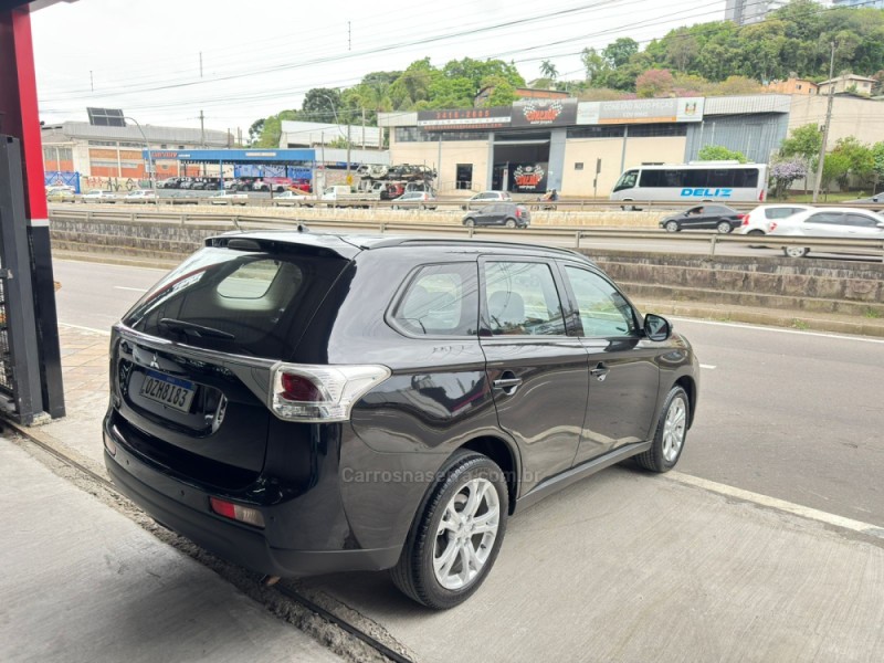 OUTLANDER 2.0 16V GASOLINA 4P AUTOMÁTICO - 2014 - CAXIAS DO SUL
