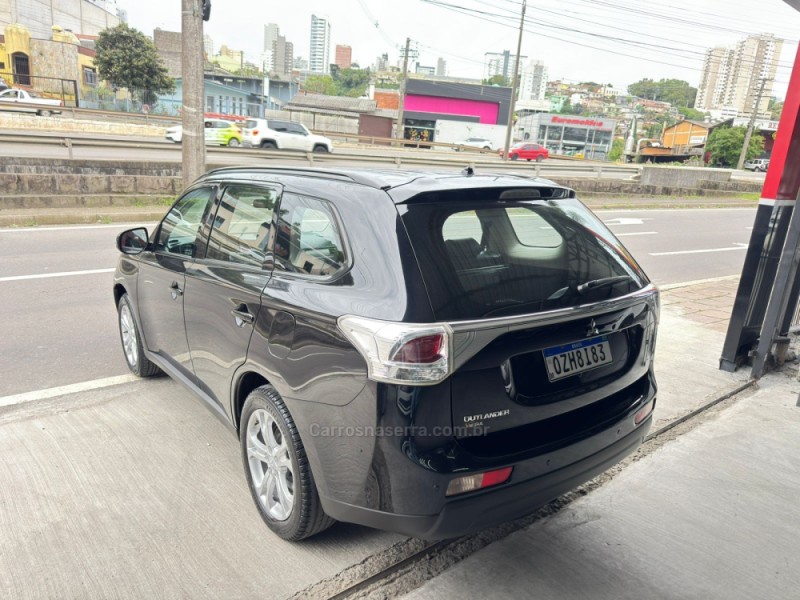 OUTLANDER 2.0 16V GASOLINA 4P AUTOMÁTICO - 2014 - CAXIAS DO SUL