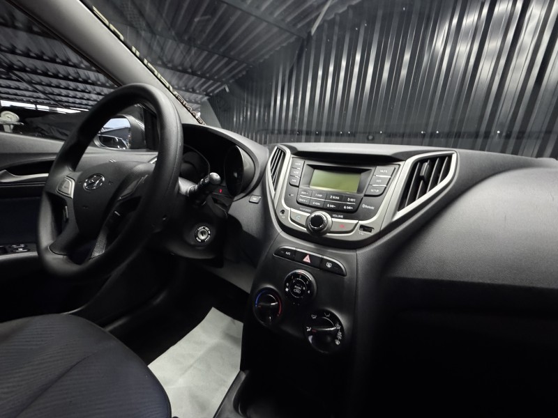 HB20 1.6 COMFORT PLUS 16V FLEX 4P MANUAL - 2013 - CAXIAS DO SUL