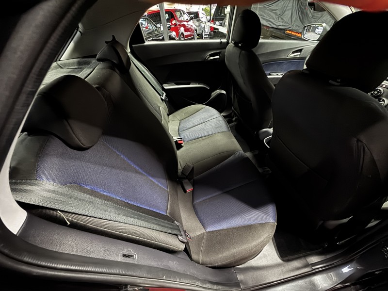 HB20 1.6 COMFORT PLUS 16V FLEX 4P MANUAL - 2013 - CAXIAS DO SUL