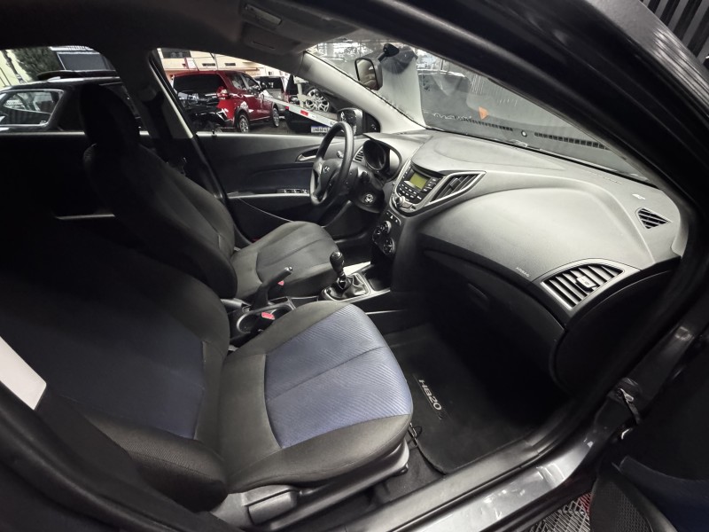 HB20 1.6 COMFORT PLUS 16V FLEX 4P MANUAL - 2013 - CAXIAS DO SUL