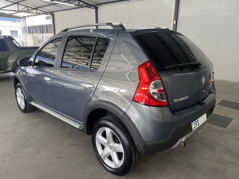 SANDERO 1.6 STEPWAY 16V FLEX 4P MANUAL