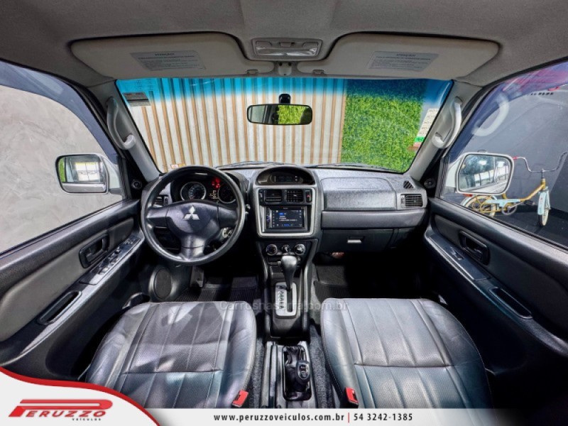 PAJERO TR4 2.0 4X4 16V 140CV FLEX 4P AUTOMÁTICO - 2014 - NOVA PRATA