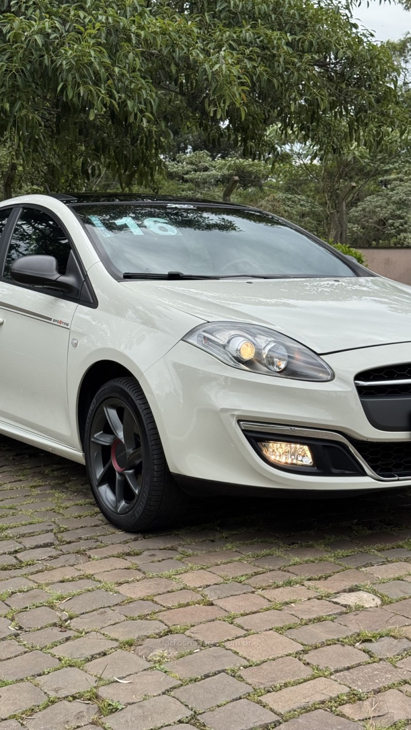 BRAVO 1.8 SPORTING 16V FLEX 4P MANUAL - 2016 - LAJEADO