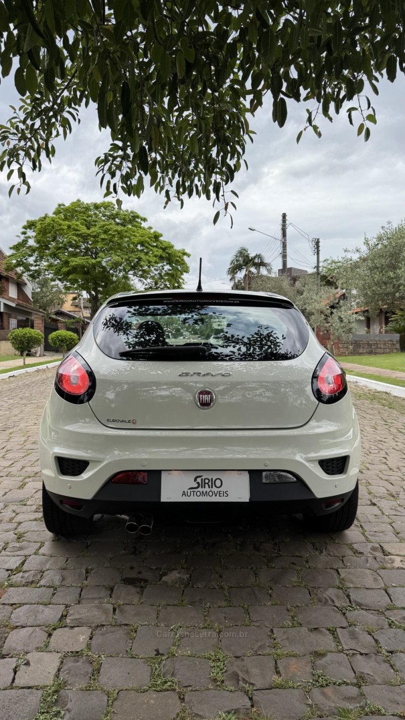 BRAVO 1.8 SPORTING 16V FLEX 4P MANUAL - 2016 - LAJEADO