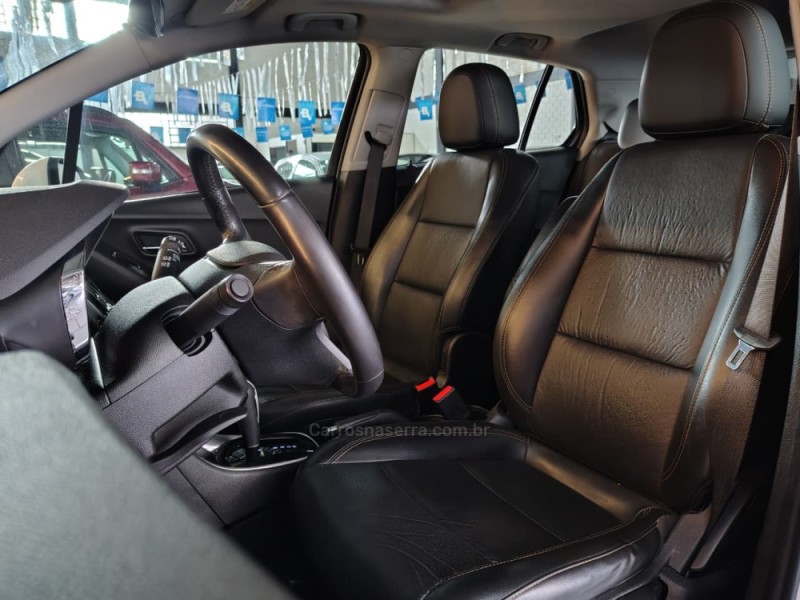 TRACKER 1.4 16V TURBO FLEX PREMIER AUTOMÁTICO - 2018 - NOVO HAMBURGO