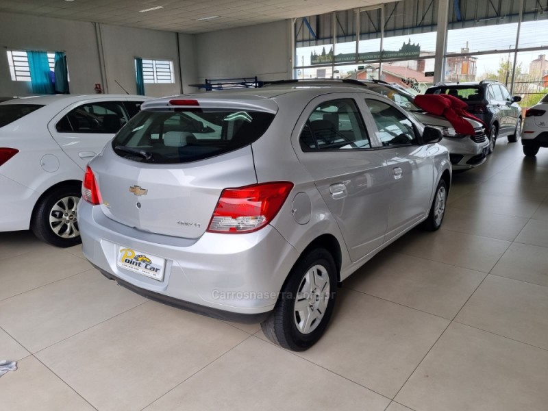 ONIX 1.0 MPFI LT 8V FLEX 4P MANUAL - 2016 - VACARIA