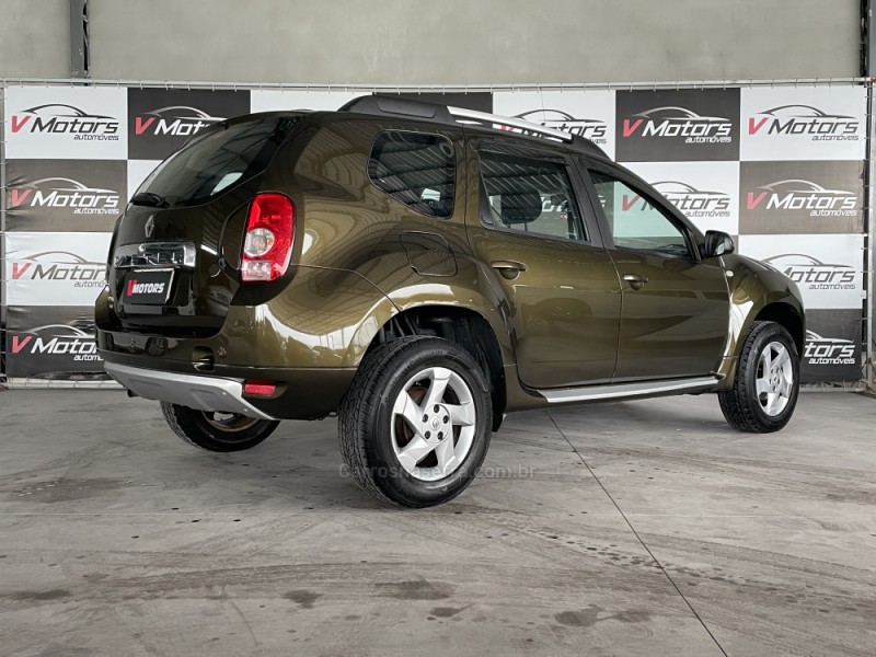 DUSTER 1.6 DYNAMIQUE 4X2 16V FLEX 4P MANUAL - 2014 - PAROBé