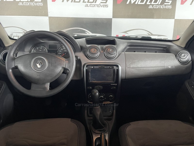 DUSTER 1.6 DYNAMIQUE 4X2 16V FLEX 4P MANUAL - 2014 - PAROBé