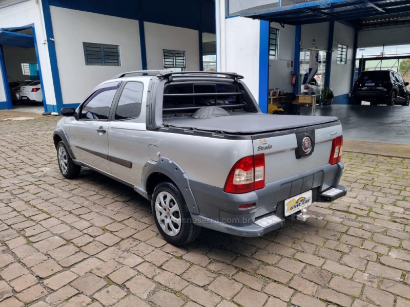 STRADA 1.4 MPI WORKING CD 8V FLEX 2P MANUAL - 2010 - VACARIA