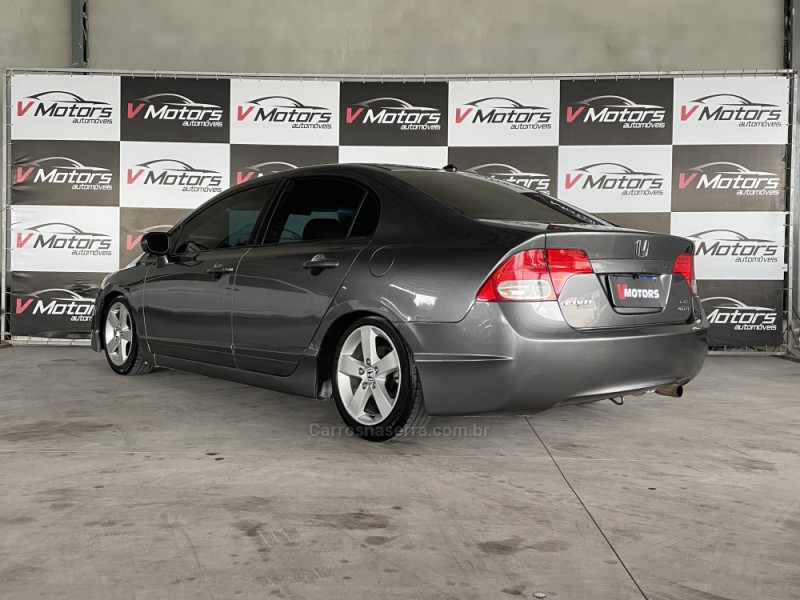 CIVIC 1.8 LXS 16V FLEX 4P MANUAL - 2010 - PAROBé