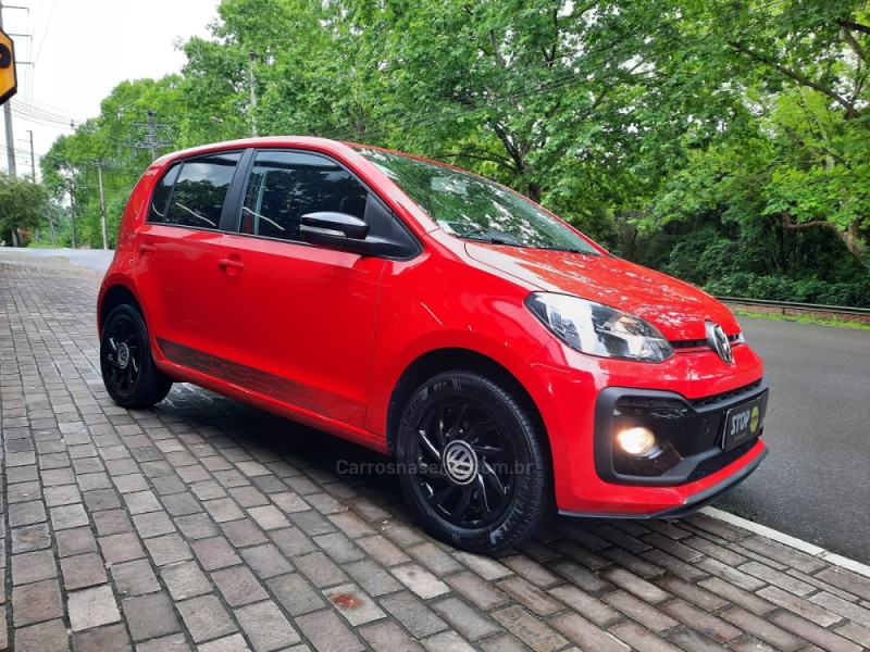 UP 1.0 TSI CONNECT 12V TOTAL FLEX 4P MANUAL - 2020 - DOIS IRMãOS