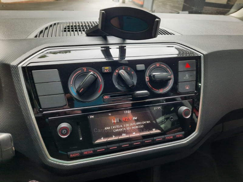 UP 1.0 TSI CONNECT 12V TOTAL FLEX 4P MANUAL - 2020 - DOIS IRMãOS