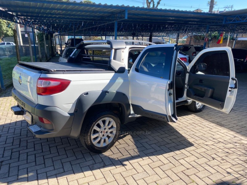STRADA 1.8 MPI ADVENTURE LOCKER E.TORQ CD 16V FLEX 4P MANUAL - 2016 - CANELA