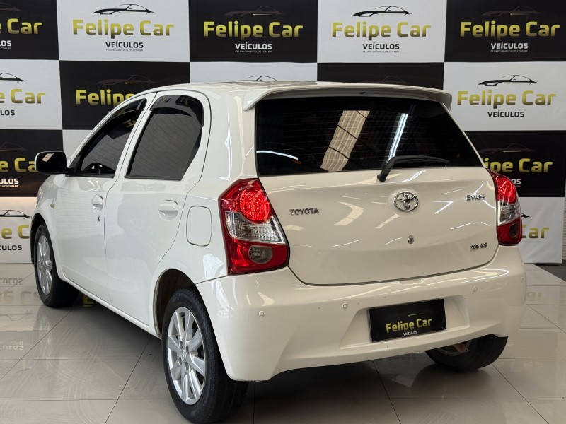 ETIOS 1.3 XS 16V FLEX 4P MANUAL - 2013 - CAXIAS DO SUL