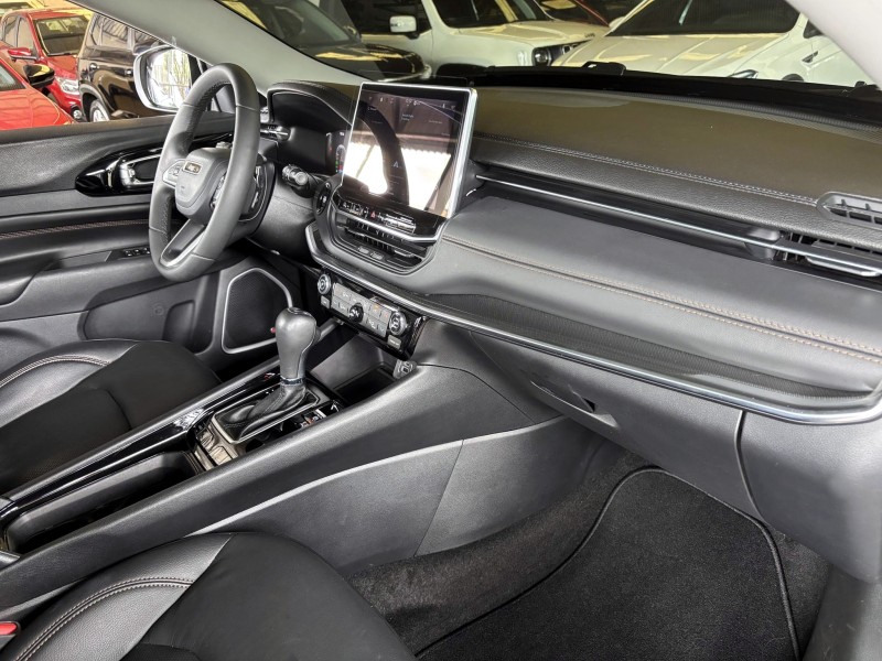 COMPASS 1.3 LIMITED T270 16V TURBO FLEX 4P AUTOMÁTICO - 2024 - FARROUPILHA