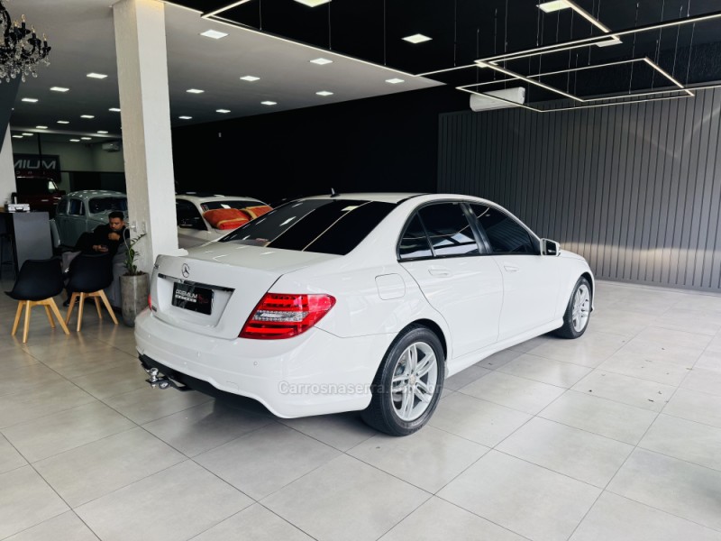 C 200 1.8 CGI AVANTGARDE 16V GASOLINA 4P AUTOMÁTICO - 2014 - DOIS IRMãOS