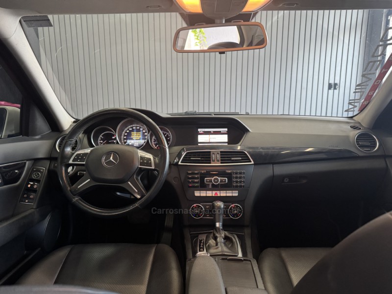 C 200 1.8 CGI AVANTGARDE 16V GASOLINA 4P AUTOMÁTICO - 2014 - DOIS IRMãOS