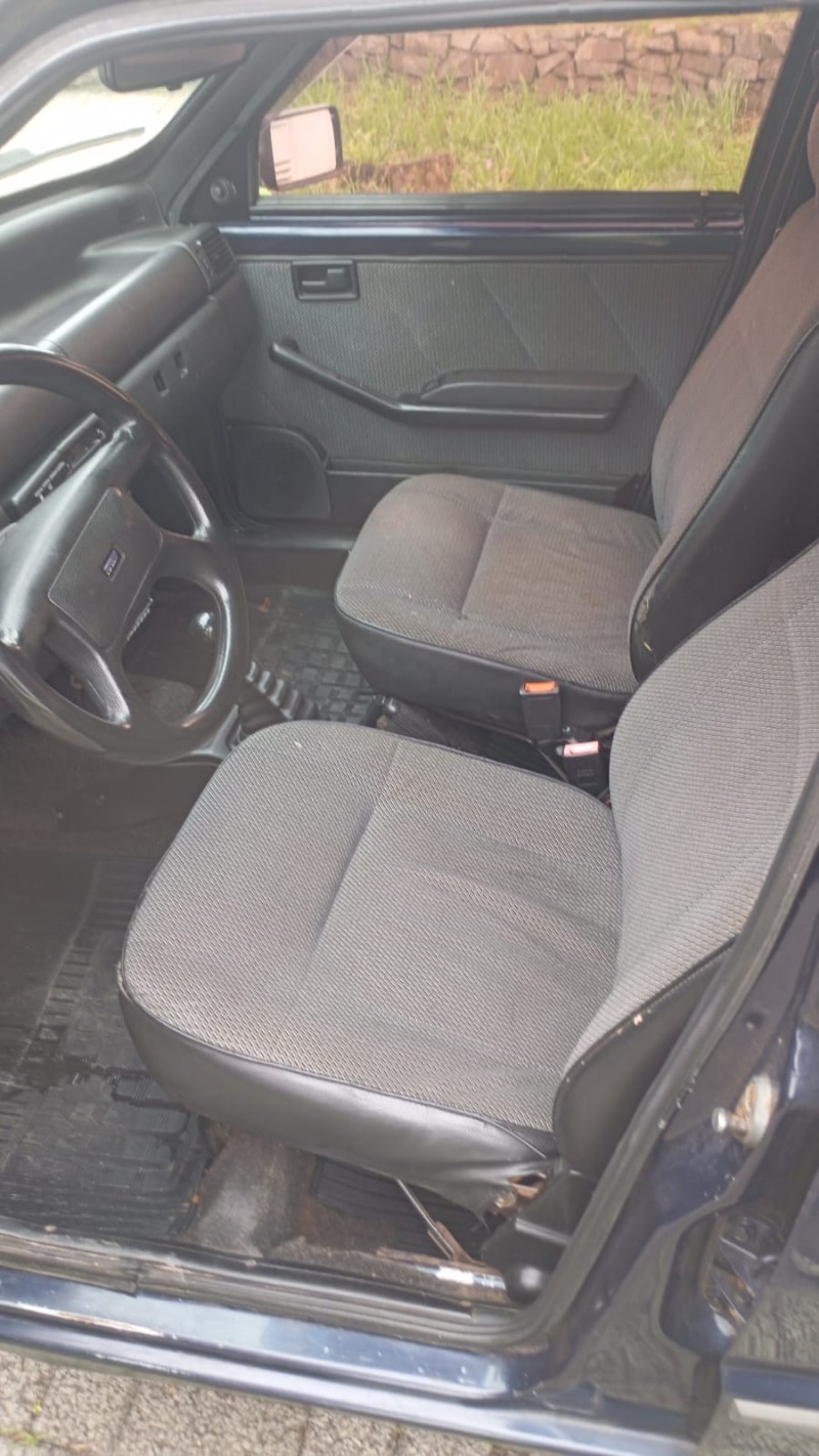 UNO 1.0 IE MILLE EP 8V GASOLINA 4P MANUAL - 1996 - FARROUPILHA