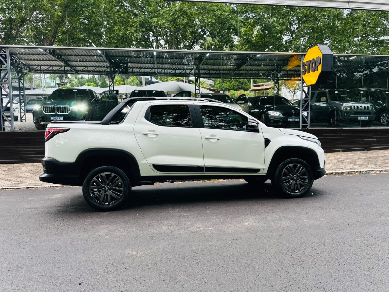 STRADA 1.3 VOLCANO CD 8V FLEX 4P MANUAL - 2025 - DOIS IRMãOS