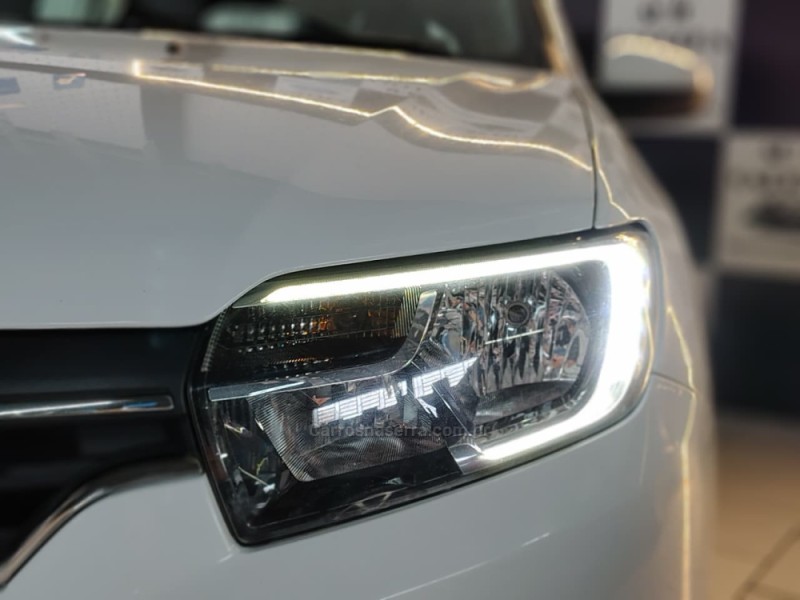 SANDERO 1.0 ZEN 12V FLEX 4P MANUAL - 2021 - NOVO HAMBURGO
