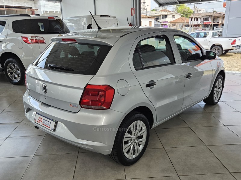 GOL 1.0 12V MPI TOTALFLEX 4P MANUAL - 2023 - TAPEJARA