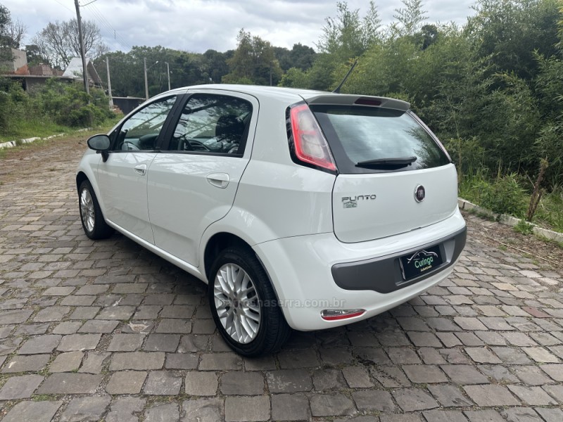 PUNTO 1.6 ESSENCE 16V FLEX 4P MANUAL - 2013 - NOVA PRATA