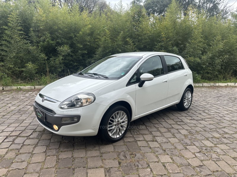 punto 1.6 essence 16v flex 4p manual 2013 nova prata
