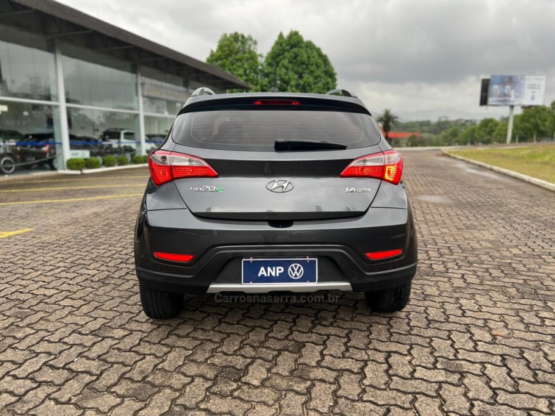 HB20X 1.6 16V STYLE FLEX 4P MANUAL - 2014 - NOVA PETRóPOLIS
