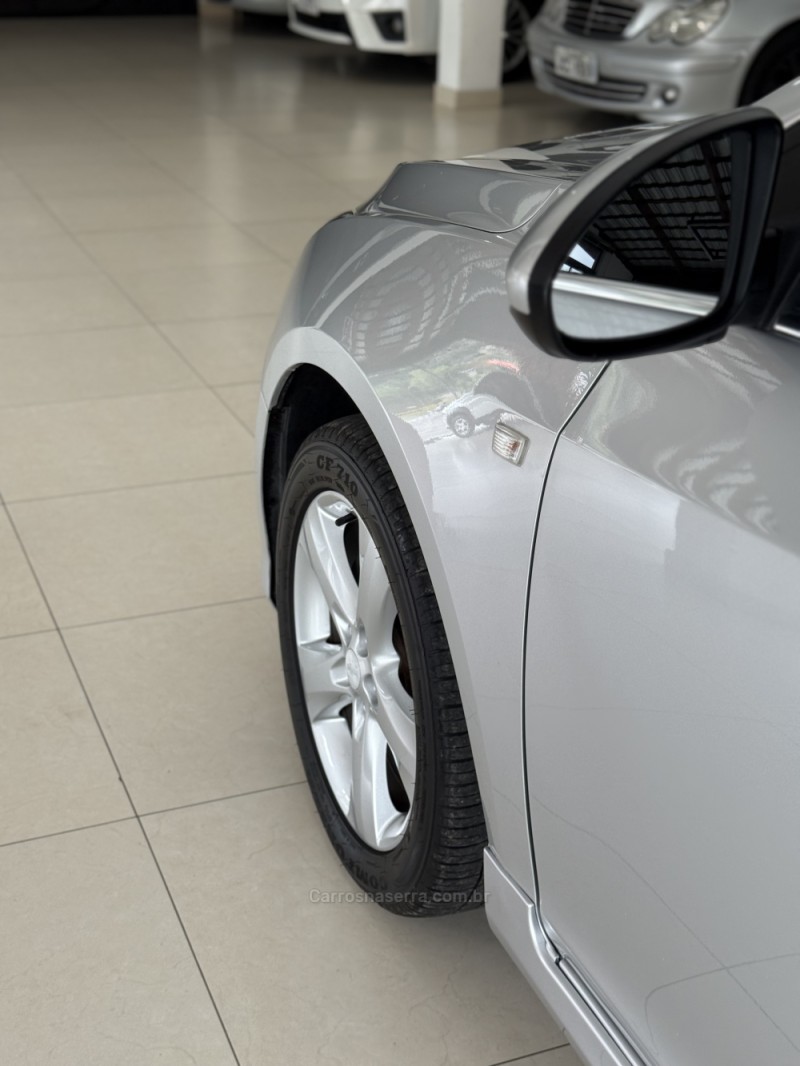 CRUZE 1.8 LT SPORT6 16V FLEX 4P AUTOMÁTICO - 2014 - FARROUPILHA