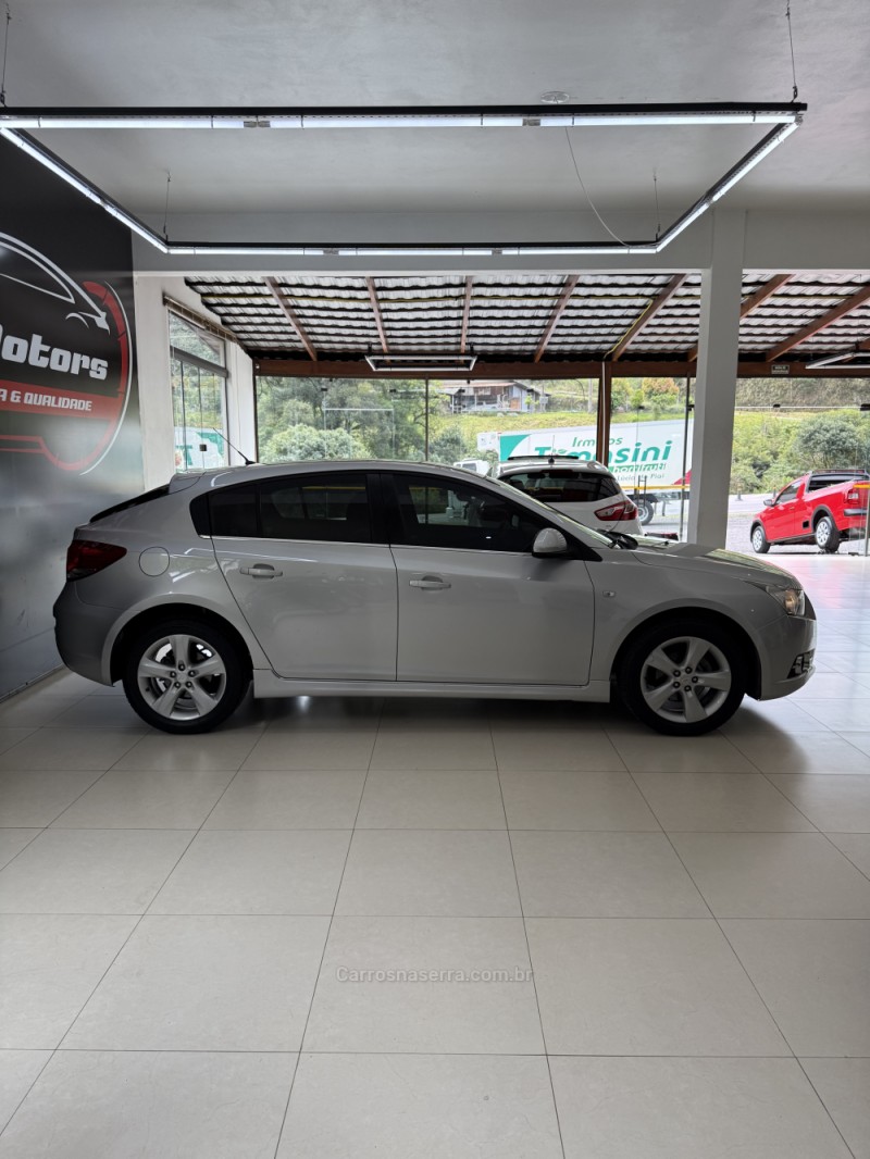 CRUZE 1.8 LT SPORT6 16V FLEX 4P AUTOMÁTICO - 2014 - FARROUPILHA
