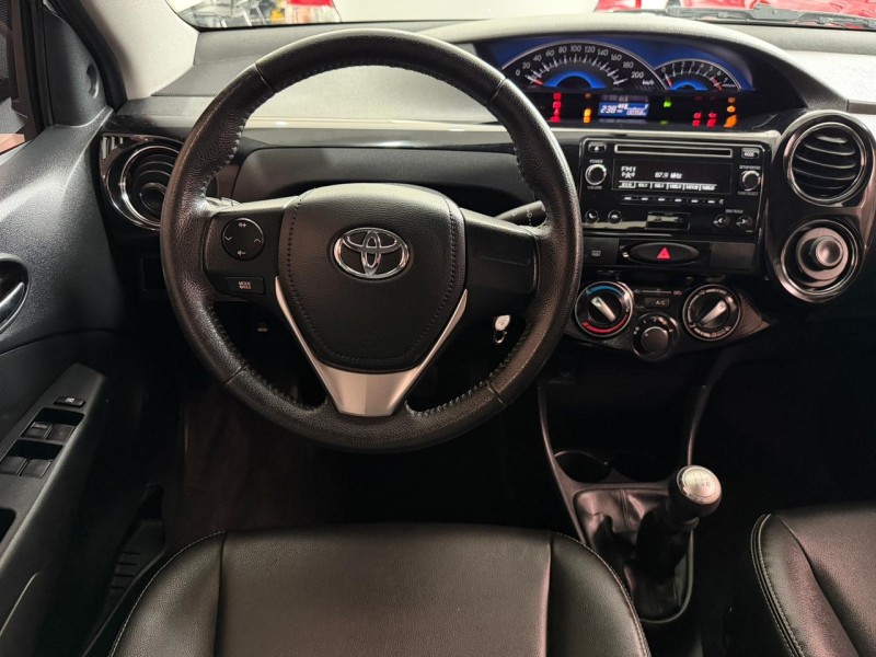 ETIOS 1.5 XLS SEDAN 16V FLEX 4P MANUAL - 2015 - CAXIAS DO SUL