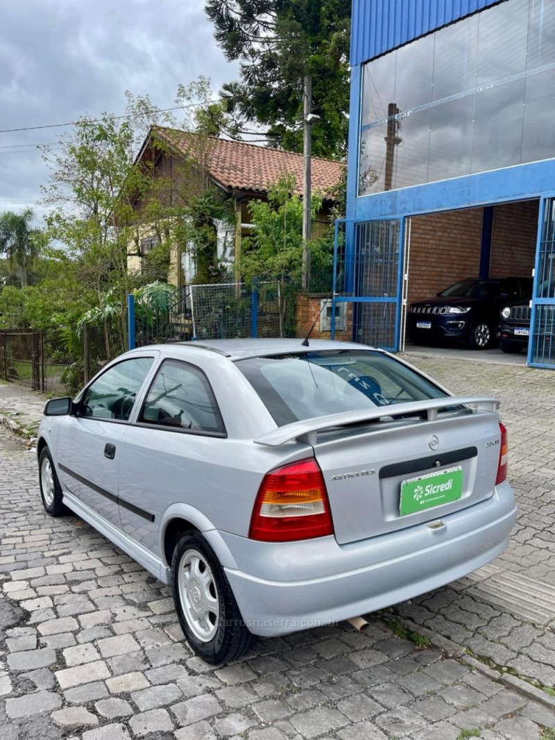 ASTRA 1.8 MPFI GL 8V GASOLINA 2P MANUAL - 2001 - BENTO GONçALVES